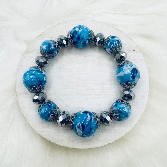 Large Beads Blue Statement Beaded Bracelet - Picture 1 of 5